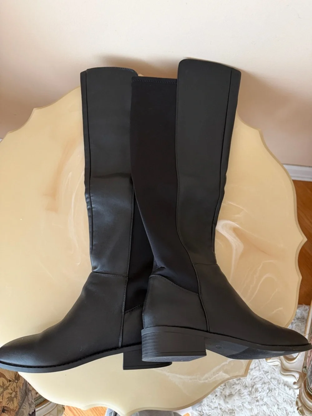 SO Women's Black Tall Boots Size 8 Medium Over-the-Knee Stretch Back